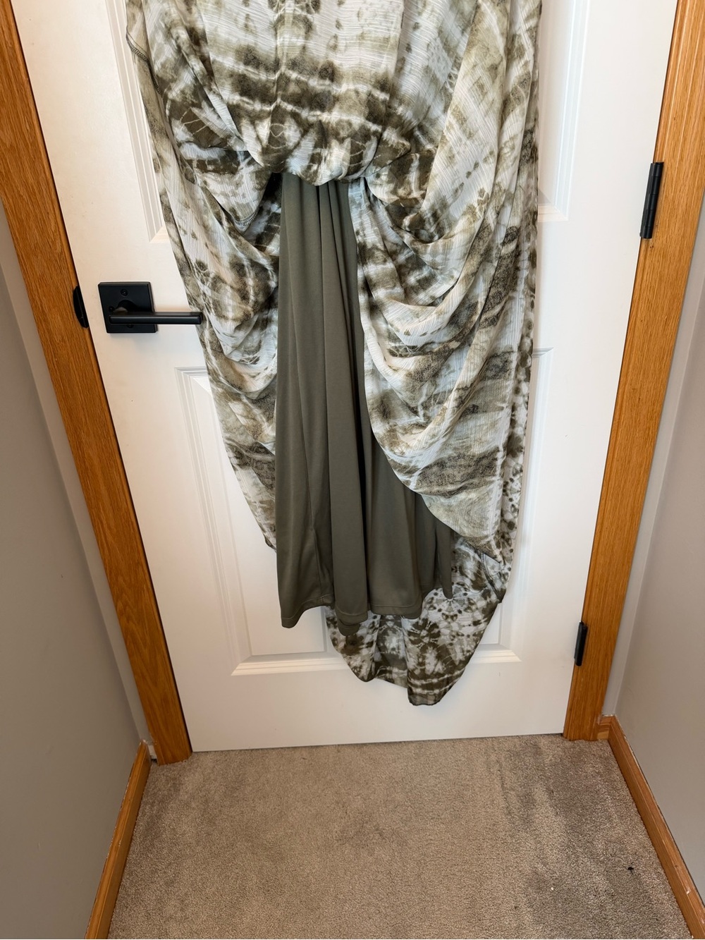 Calvin Klein Olive and White Tie-Dye Maxi Dress - Picture 5 of 9
